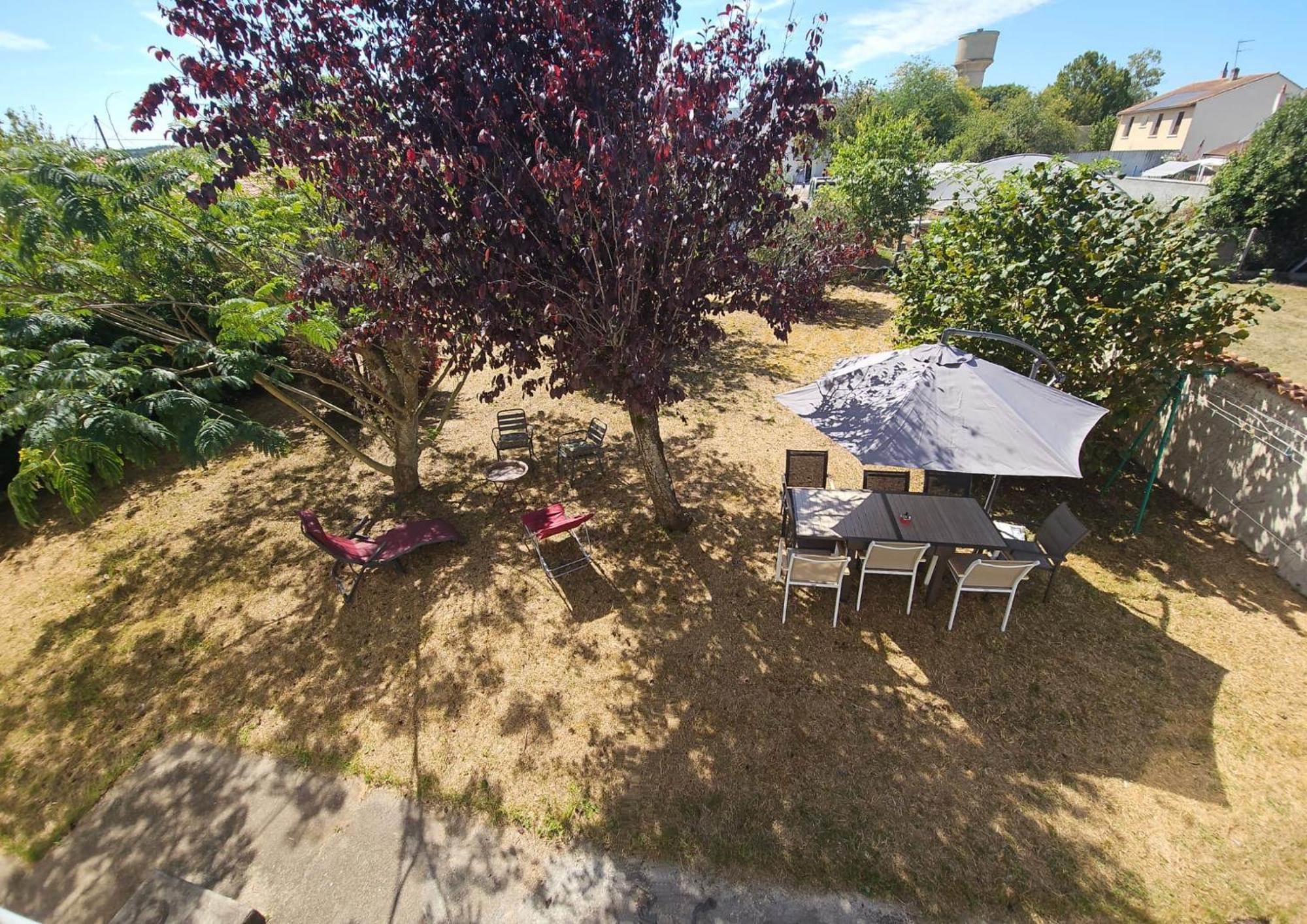 Maison Spacieuse Privatisee Ou A La Chambre - Places De Parking Saint-Michel  Dış mekan fotoğraf
